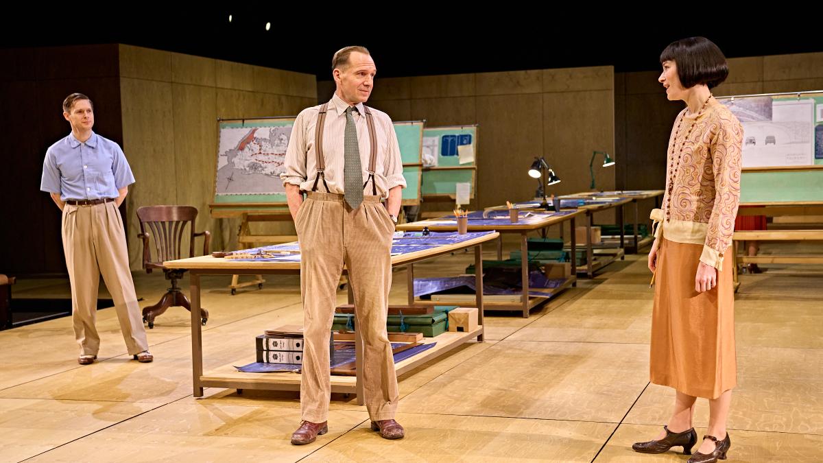 people in 1940s clothes on stage